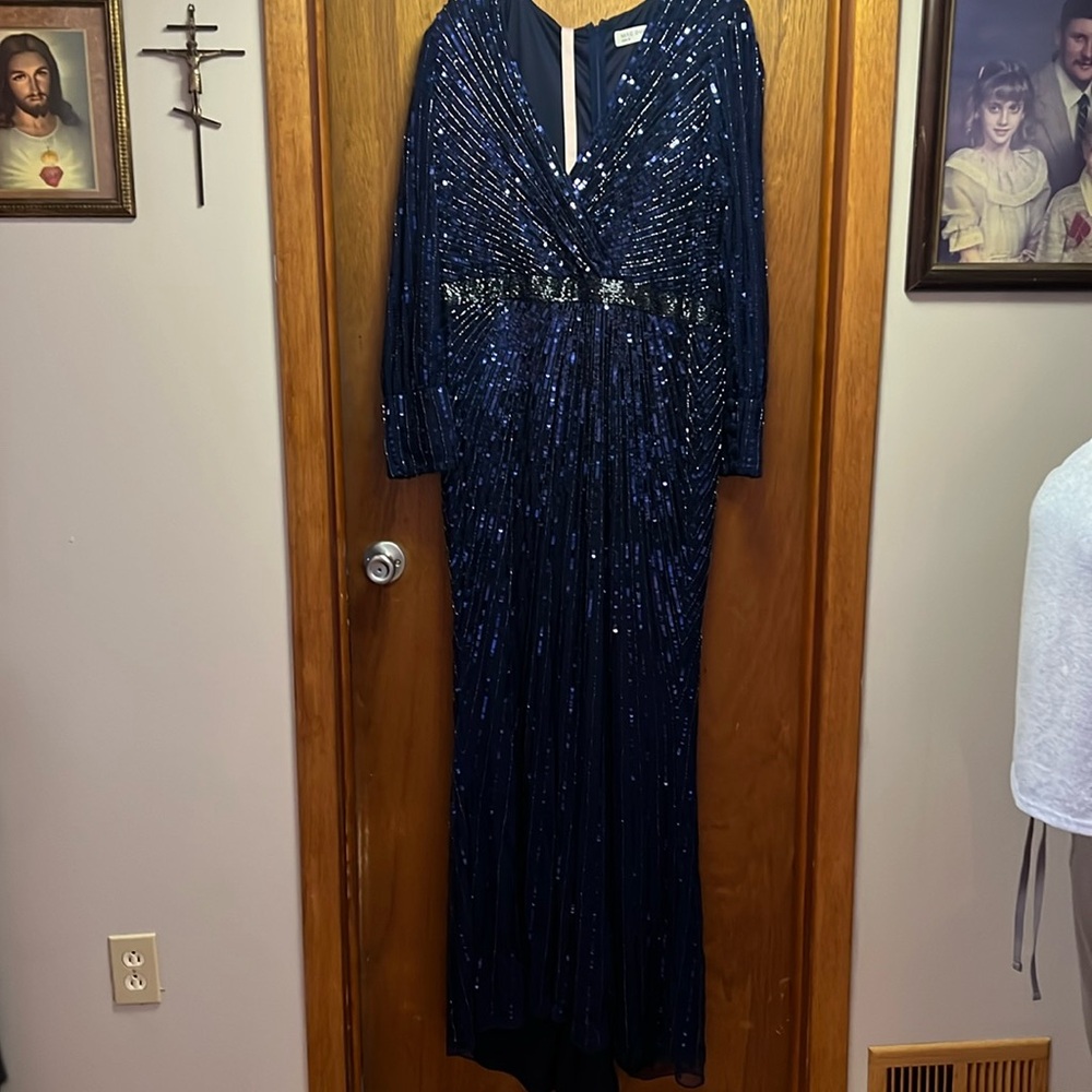 Brand new mother of bride sequence dress with tags never worn